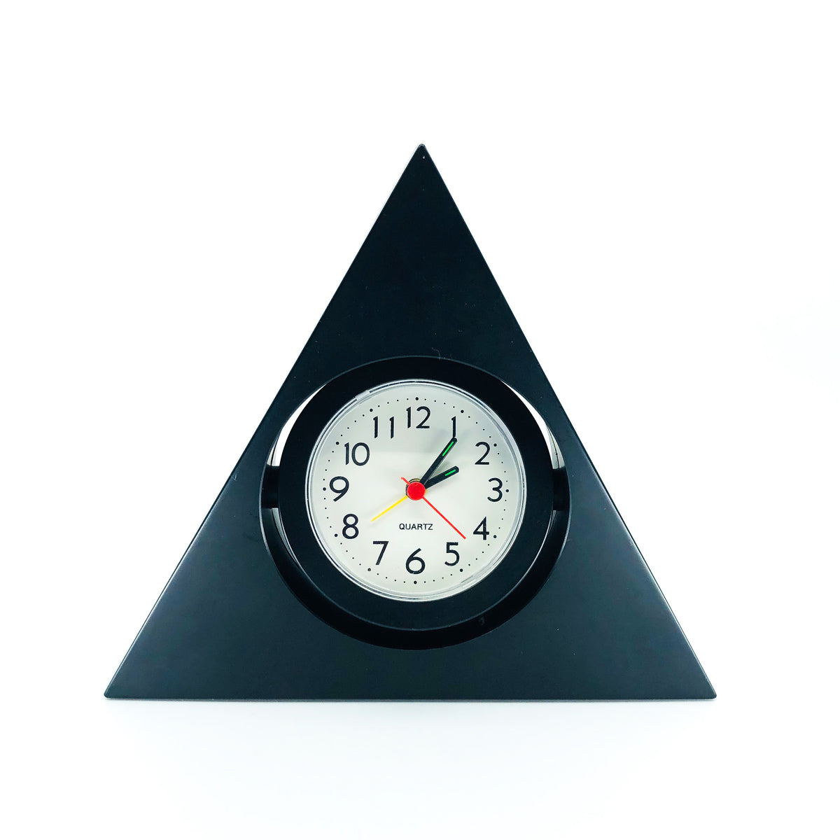 【昭和レトロ】Triangle Clock Quartz 掛時計 動作品 昭和レトロ】Triangle Clock Quartz 掛時計 動作品
