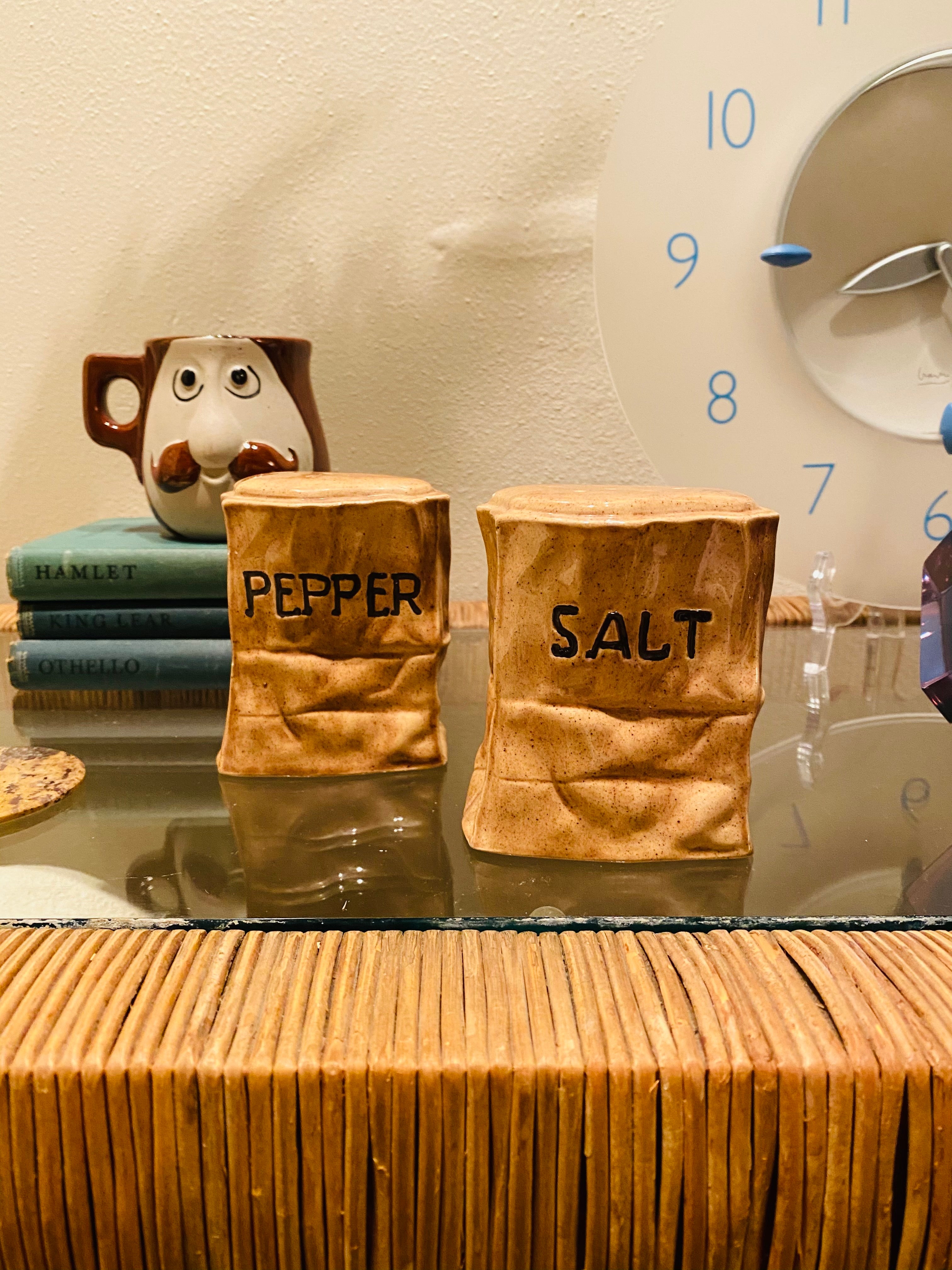 ES Molds 1970s Ceramic Bag S+P Shakers