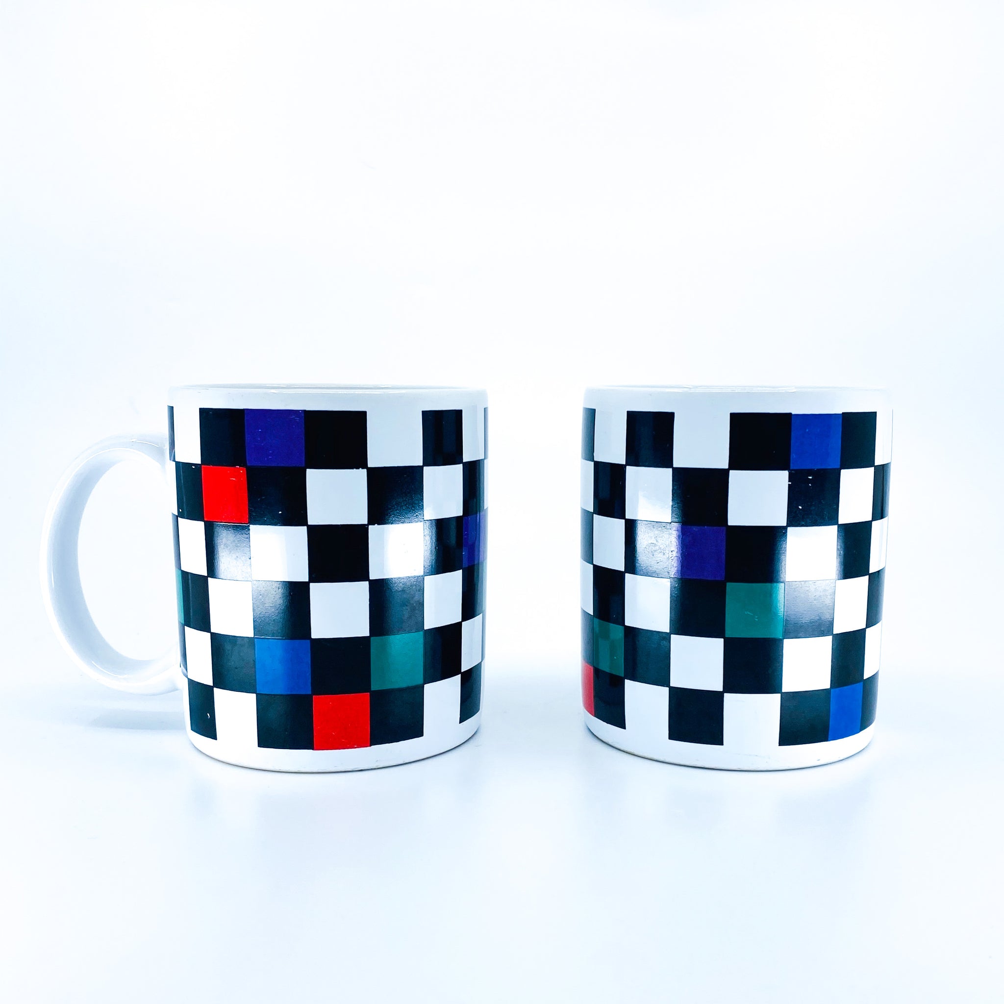 S/2 Checkered Mugs