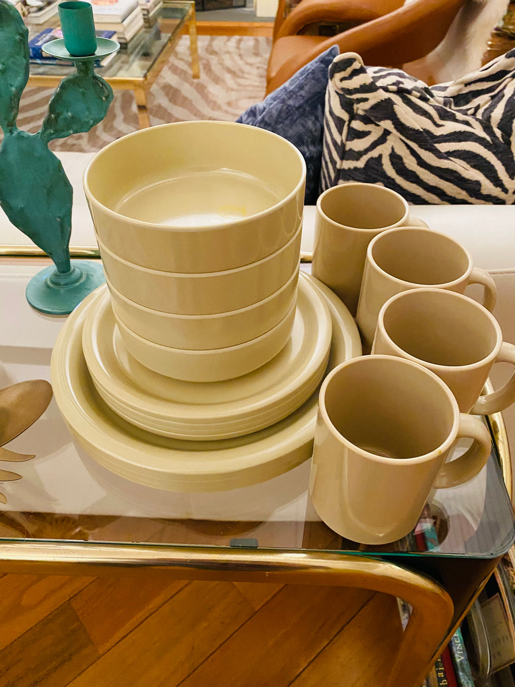 Vintage Ingrid Ltd 15 piece Taupe Dinner Set