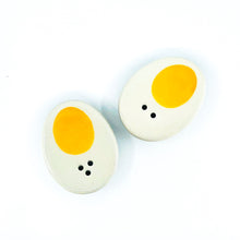 Vintage Ceramic Egg Salt & Pepper Shakers