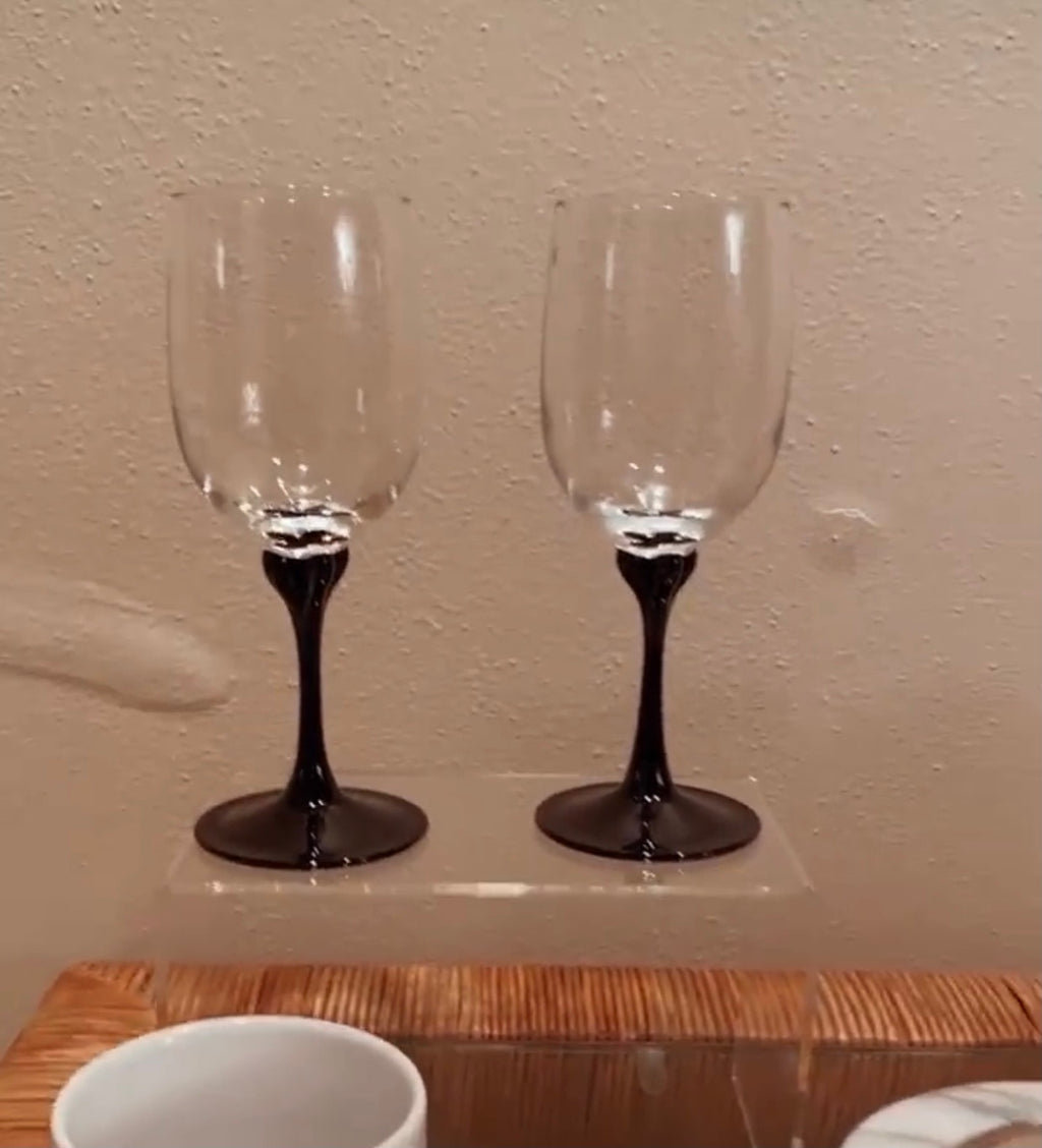 S/2 Black Stemmed Glasses